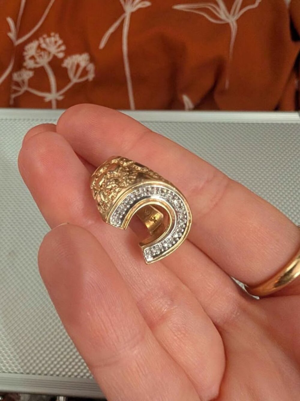 10k Gold size 9.5 Men's Horseshoe Landman Cowboy Ring - Picture 2 of 9